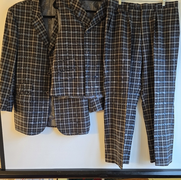 TAYLON MEN'S THREE PIECE SUIT CLASSIC JACKET 42L VEST 42L PANTS WAIST 38L PLAID - Picture 8 of 13